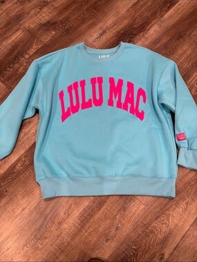Lulumac new XL Aqua Crewneck with Hot Pink LULU MAC Print